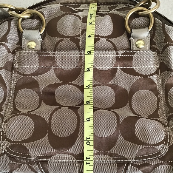 Vintage Authentic Coach large bag. - Picture 13 of 16